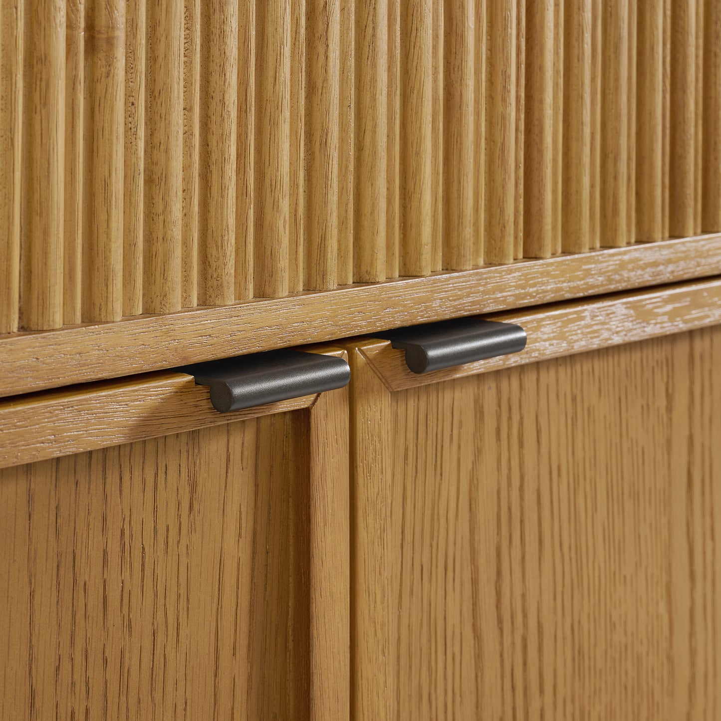 Kathryne 60" Kitchen Island in Oak | Quartz Countertop