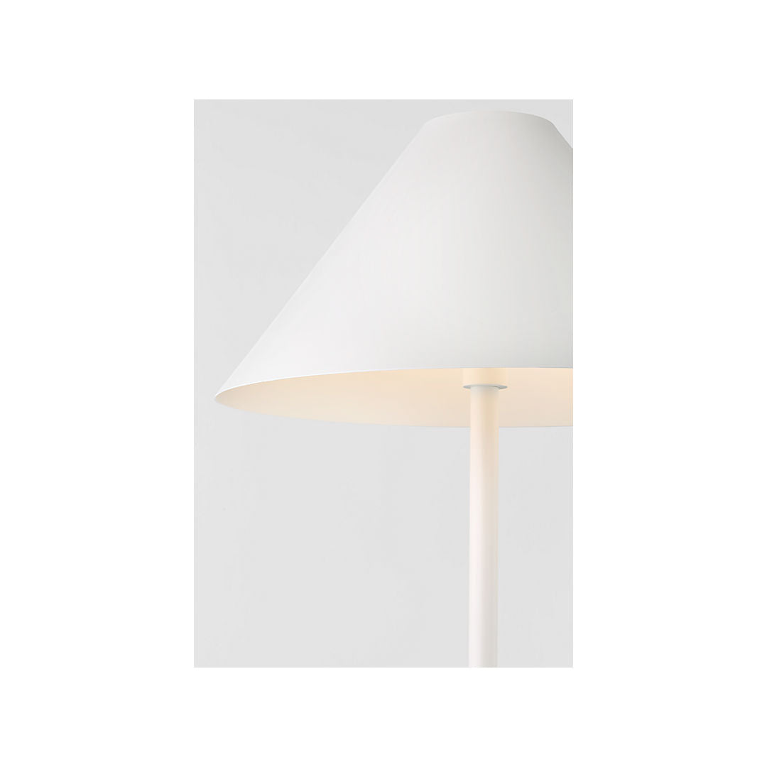 Contra Medium Floor Lamp