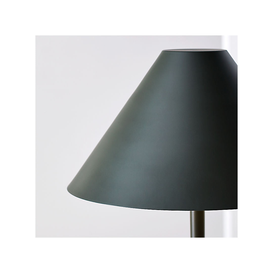 Contra Medium Table Lamp